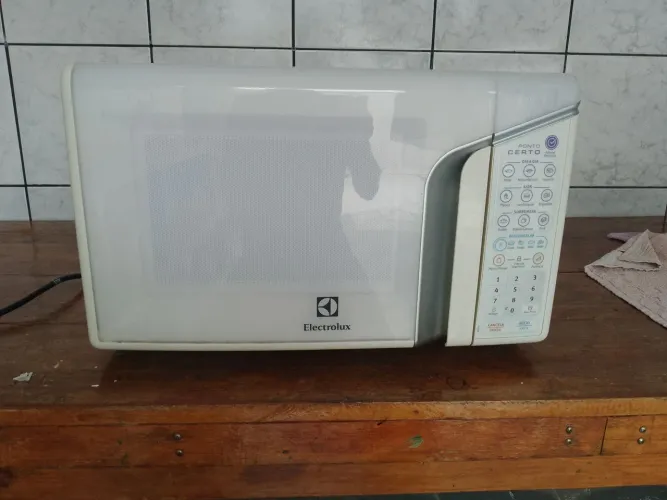 Microondas Eletrolux 30l 