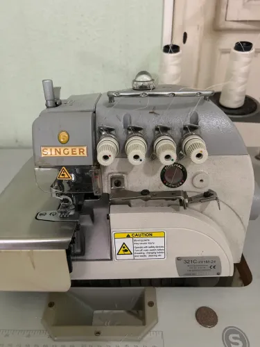 Máquina orvelock industrial 5 fios profissional