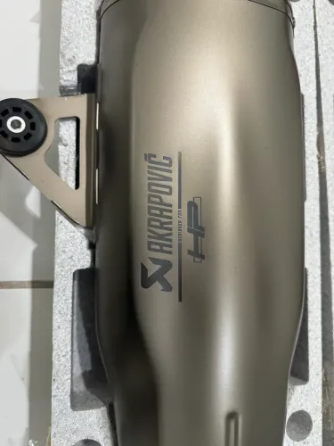 Escapamento akrapovic de bmw r 1250 gs r1250gs adventure
