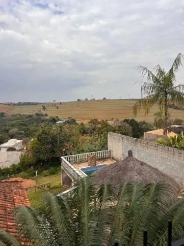Chácara Residencial / Jardim Leonor
