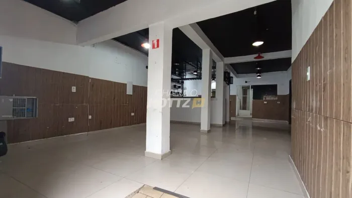 Sala Comercial para Locação no Centro do Boqueirão com 130m2.