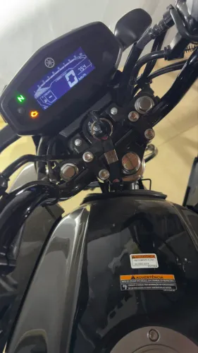 Moto YAMAHA factor