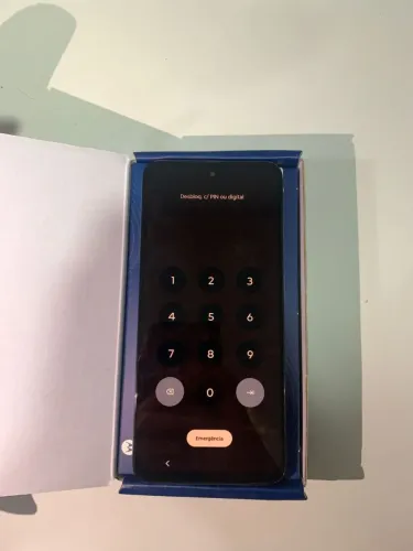 Moto g15 novo com poucas marcas de uso
