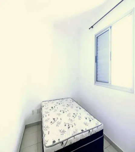 Apartamento 2 quartos c/ mobília e c/ vaga de garagem (anual)