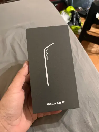 SAMSUNG S25 FE 256GB NOVO LACRADO