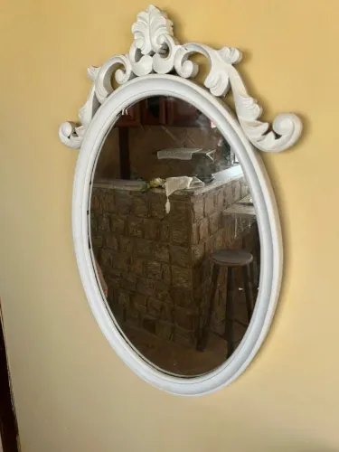 Espelho decorativo em madeira maciça - Cabo Frio