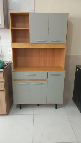 Vendo armário semi novo pouco tempo de uso