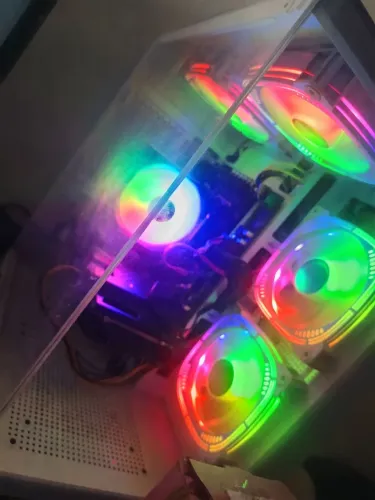 Vendo Pc gamer ou troco por uma v8 pro