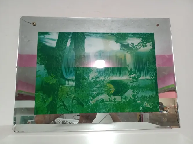 Quadro Iluminado de Vidro com Madeira 