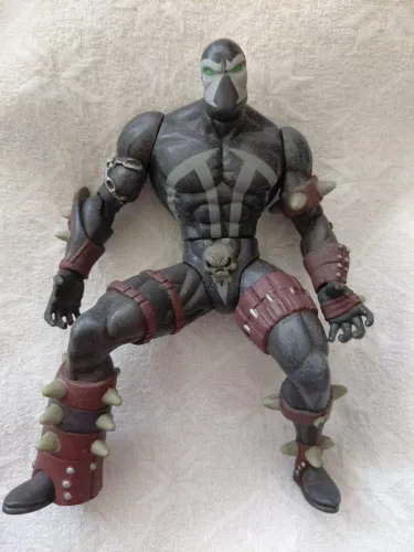 Personagem Medieval Spawn (conhecido como Exo-Esqueleto Spawn ou Medieval SPAWN Série 2)