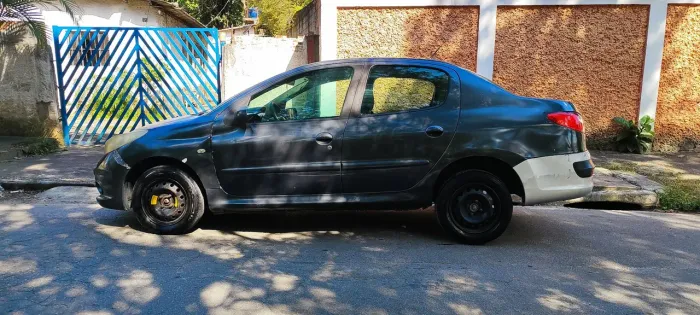 Peugeot 207 Sed. Passion XR Sport 1.4 Flex 8V 4P 2010