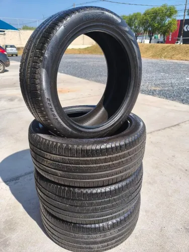 VENDE-SE 4 PNEUS 285/45R22 114H PIRELLI ORIGINAL RAM 1500 E LAND ROVER SPORT 24/...