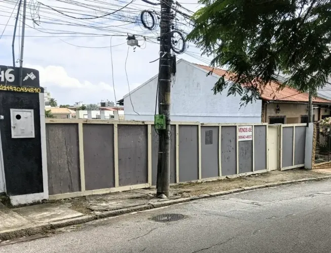 Lote/Terreno para venda tem 347 metros quadrados