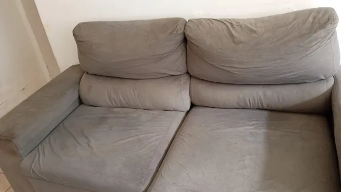 Sofá dois lugares cinza para doação