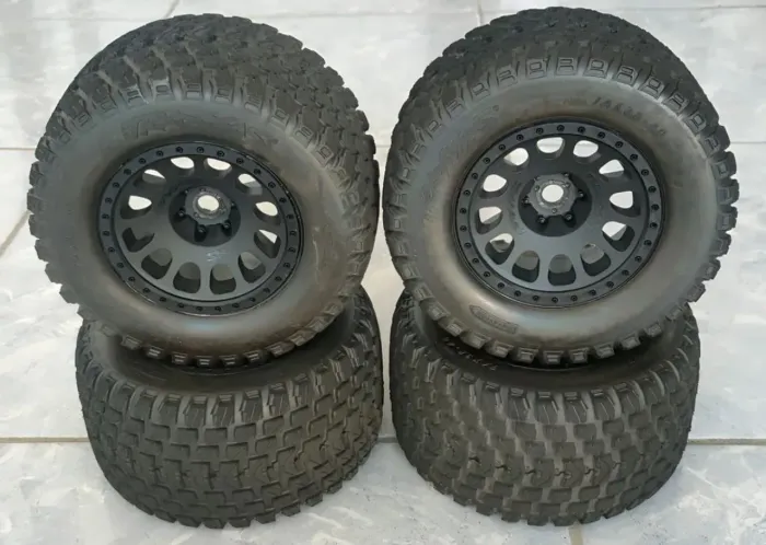 4 Rodas com Pneus Originais Traxxas P/ XRT 8s - Seminovos