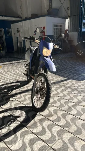 Lander 250cc azul 