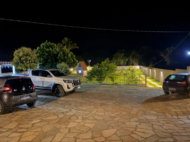 Chácara Exclusiva 4.037m² - Rio Areia, Piscina Aquecida e 100% Murada