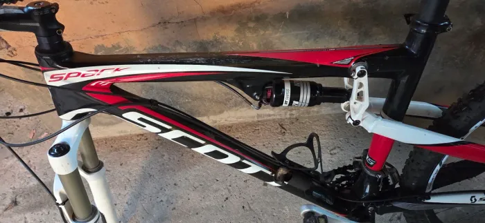 Vendo bicicleta ?