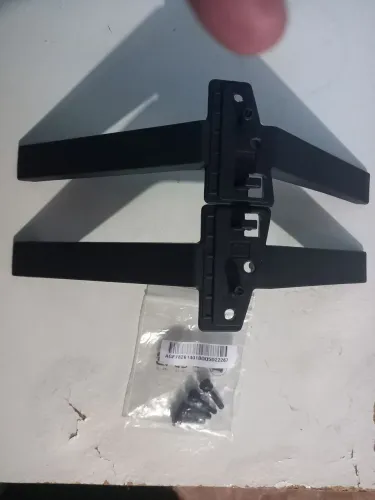 Pés originais e novos pra tv lg 50 polegadas 