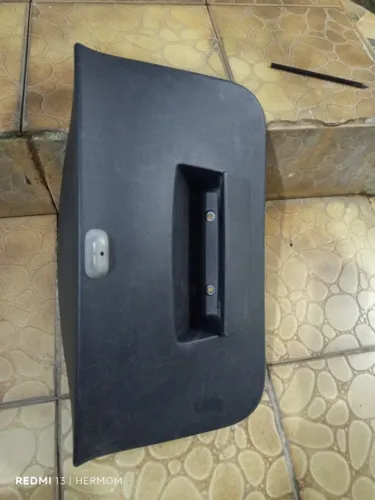 Moldura porta-malas Sandero