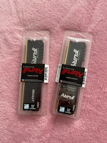 Memória RAM Kingston Fury Beast, 8GB, 3200MHz, DDR4, CL16, Preto.