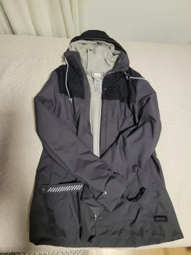 Jaqueta decathlon em perfeito estado
