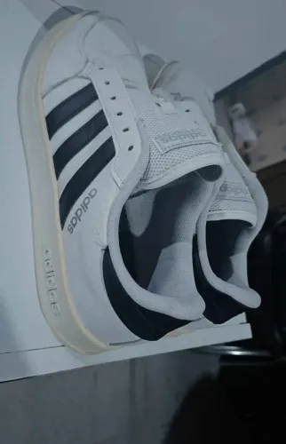 Tênis Adidas n°38