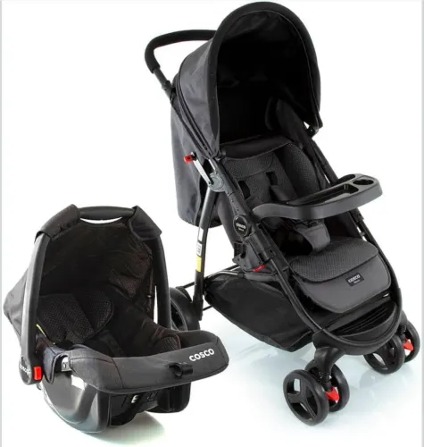 Carrinho de bebê com bebê conforto Nexus - Cosco