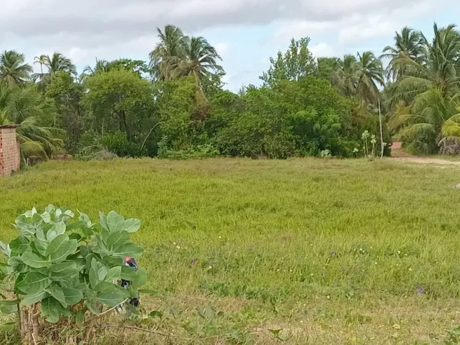 Terreno em frente a praia