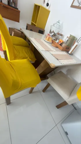 Vendo mesa de jantar