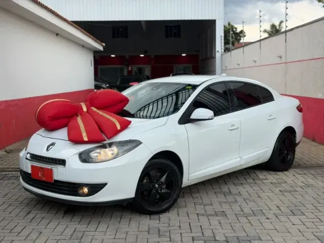 Renault Fluence Sed. Dynamique 2.0 16V Flex Mec. 2013