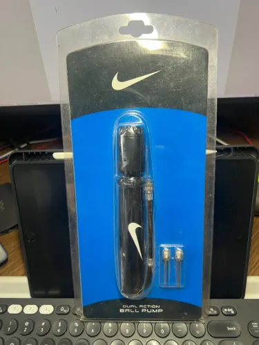 Bomba Para Encher Bola Nike Ball Pump Cor Preto
