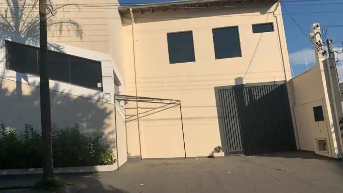 BARRACÃO e GALPÃO em JARDIM AMÉRICA, (Bauru) - SP