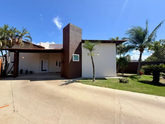 Casa à Venda - Caçari 