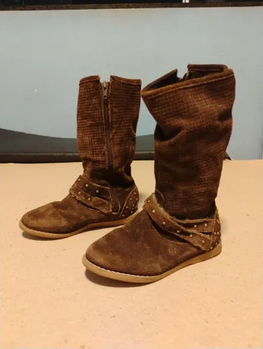 Bota infantil 25