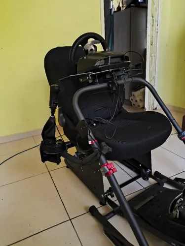 Volante completo com suporte e banco