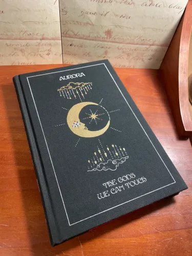 Livro Aurora The Gods We Can Touch