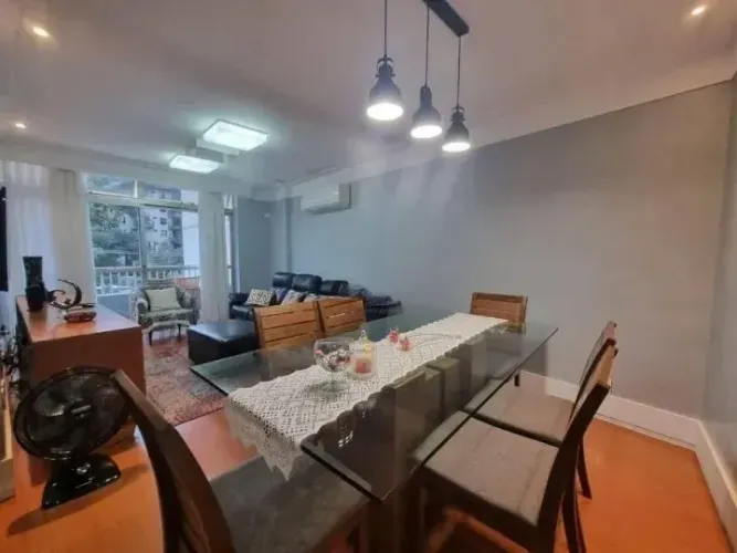 BSurance Imobiliária Vende - Antônio Parreiras  Maravilhoso Apartamento em Área Nobre do I