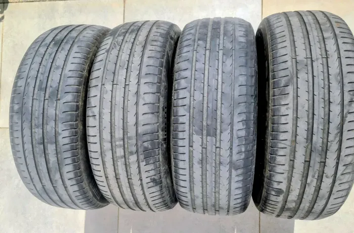 Pneu Pirelli Cinturatto P7 205 55 R17