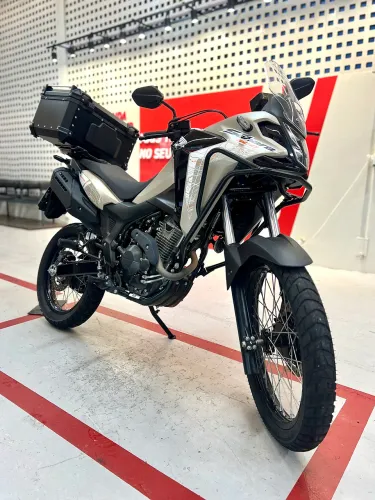 XRE 300 SAHARA ADVENTURE 2026