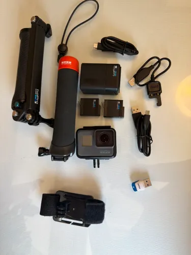 GoPro Hero 5 + Acessórios