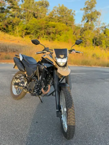 YAMAHA XTZ 250 LANDER 2024