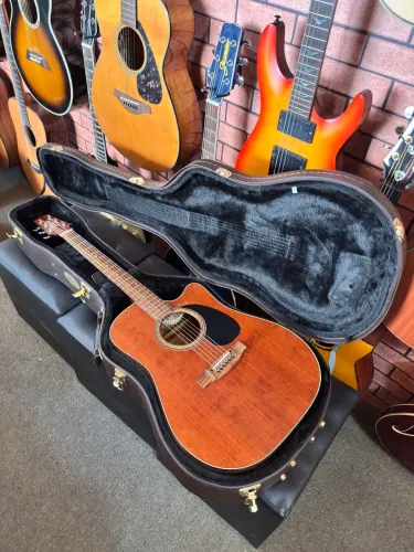 Violão Takamine Japonês EF340SC GN cedro ct4bii regulado ANALISO TROCAS