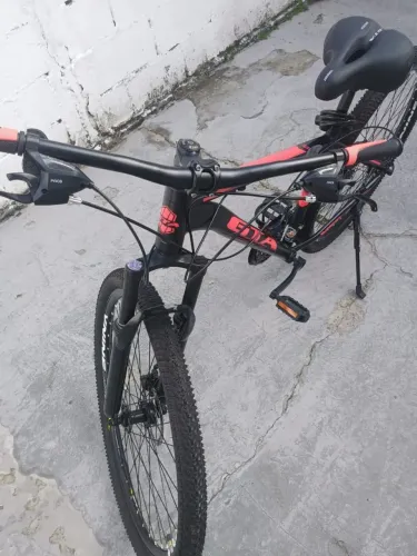 Bicicleta aro 29 Vermelha