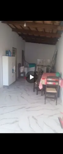 Casa no bairro goia- aceita troca.