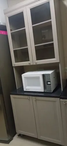 Lote de fogão armário de cozinha e doação de rack