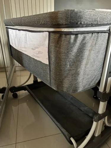 Berço Portátil Pipdip Moisés com Balanço e Mosquiteiro + Kit Extra de Lençóis e Capas