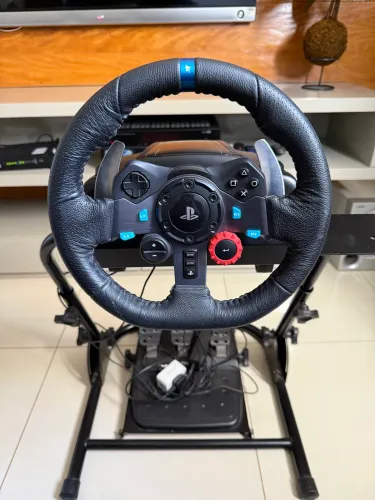 PlayStation 4 + simulador logitech G29 + suporte