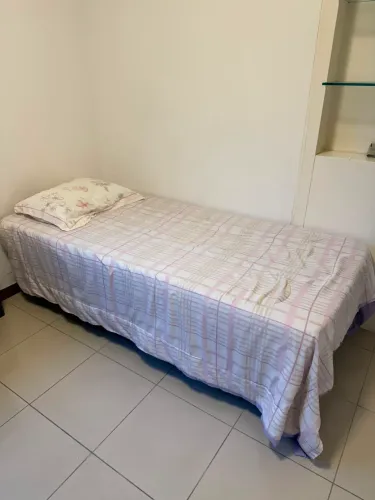 Cama box solteiro com colchão 1,87m  x 0,86m x 0,40m
