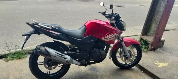 Moto fazer 250